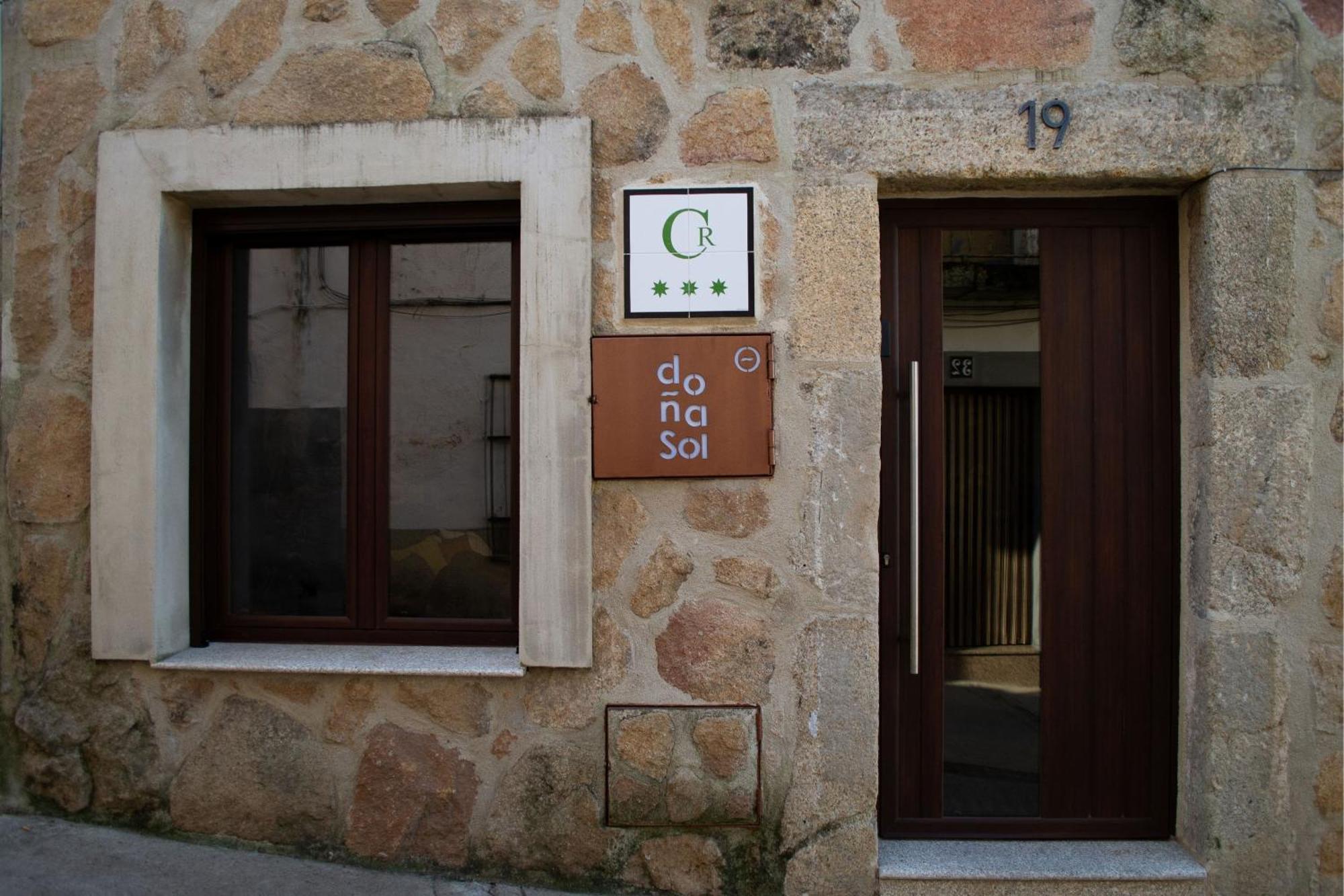Casa Rural Dona Sol Montánchez Exterior foto